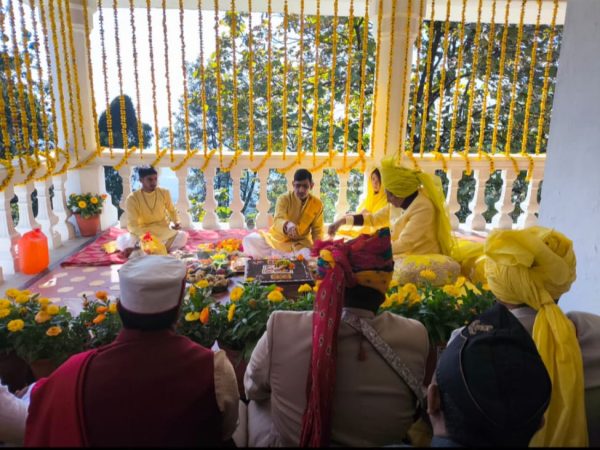 tehri Raj Bhavan, rituals for opening ceremony of the portals of Badrinath Shrine