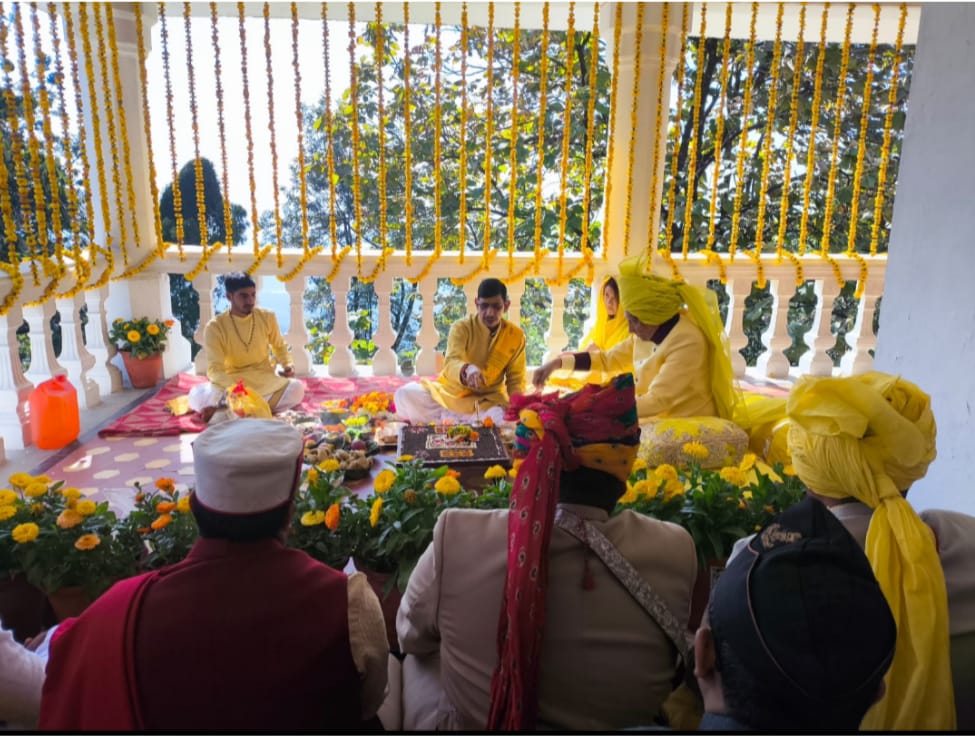 tehri Raj Bhavan, rituals for opening ceremony of the portals of Badrinath Shrine